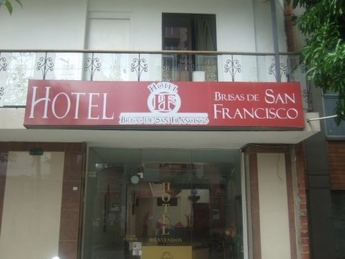 Hotel Brisas De San Francisco 메딜린 외부 사진
